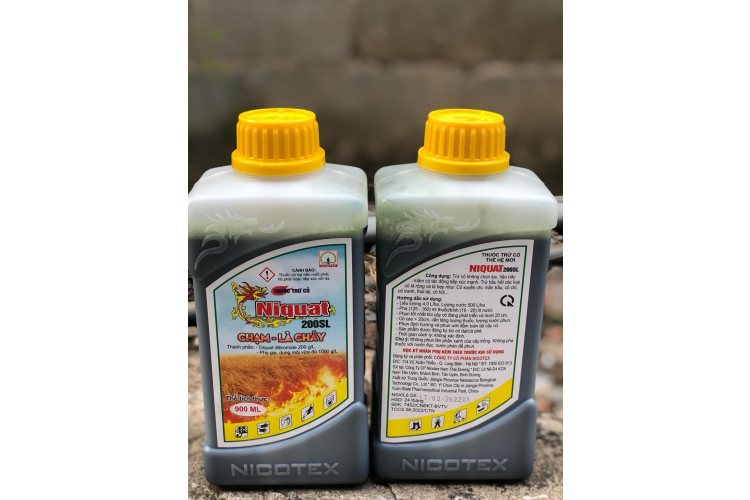 THUỐC TRỪ CỎ NIQUAT 200SL (CHAI 900ML)